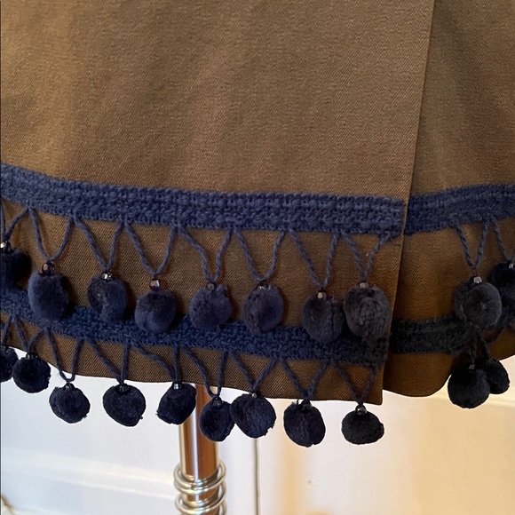 Maeve for Anthropologie Scenic Tapestry Skirt with Pom Poms.  Size 4.  EUC. - Picture 5 of 12